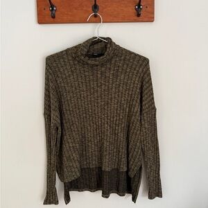 American Eagle Ribbed Mock Neck Sweater — XS